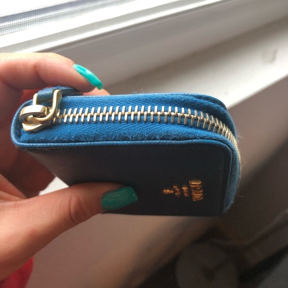 Prada coin wallet - Picture 7 of 8